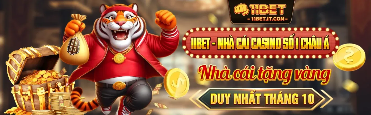 Hình ảnh bàn Baccarat sang trọng với các lá bài và chip cược, làm nổi bật f168 khuyến mãi